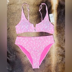 BLUSHING BRUNETTE FLORAL BIKINI